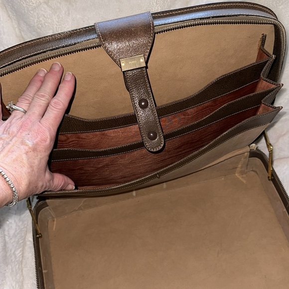GUCCI Vintage Briefcase Dual Zipper clean interior Authentic web detail - Picture 7 of 12